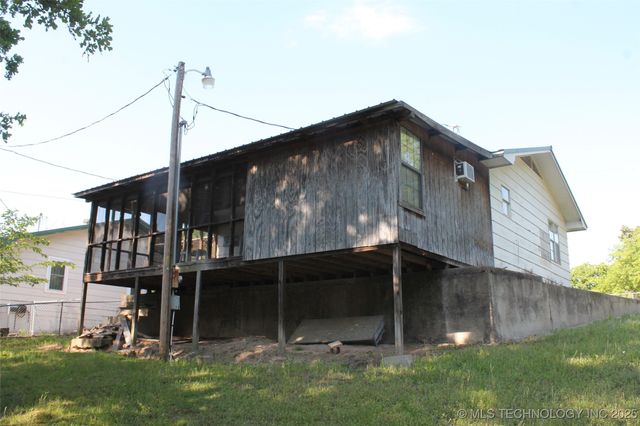 420902 E 1164 Road, Eufaula, OK 74432