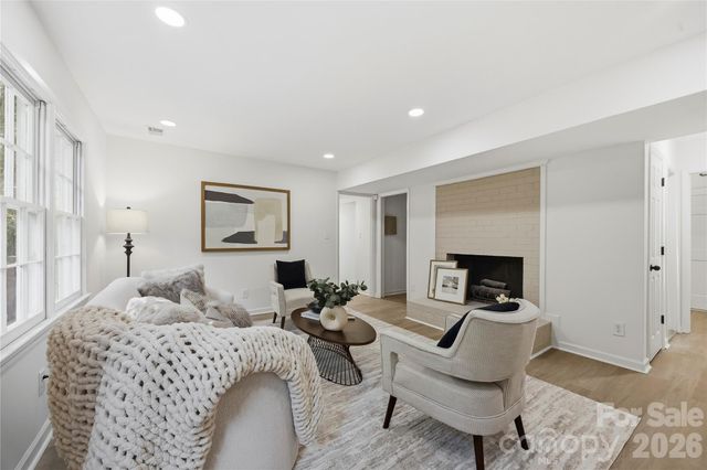 9112 Hinson Drive, Charlotte, NC 28105