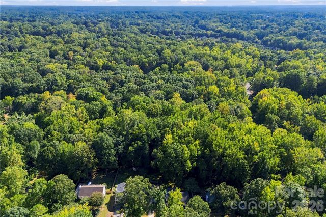 9112 Hinson Drive, Charlotte, NC 28105