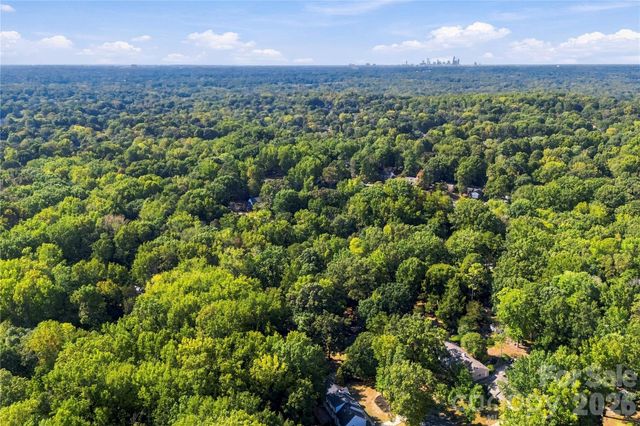 9112 Hinson Drive, Charlotte, NC 28105