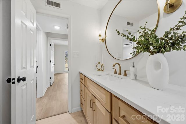 9112 Hinson Drive, Charlotte, NC 28105