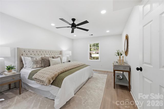 9112 Hinson Drive, Charlotte, NC 28105