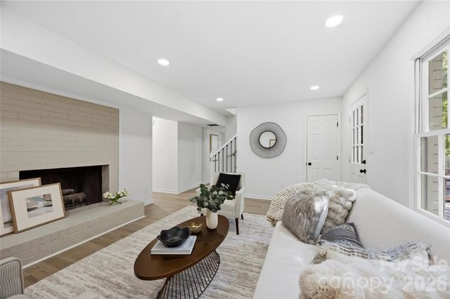 9112 Hinson Drive, Charlotte, NC 28105