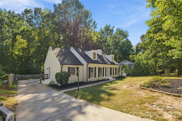 9112 Hinson Drive, Charlotte, NC 28105