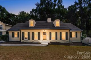 9112 Hinson Drive, Charlotte, NC 28105