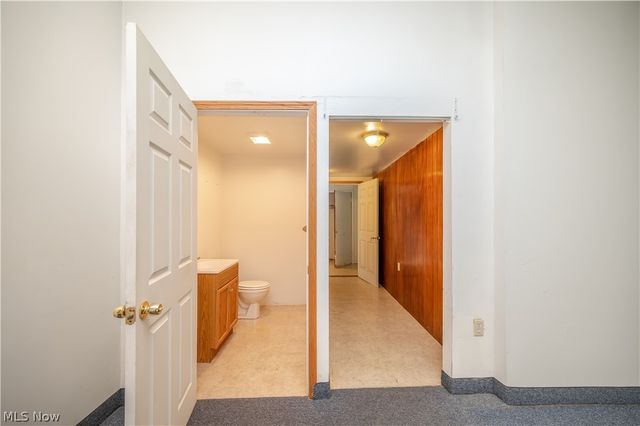 108 Fairlawn Avenue, Niles, OH 44446