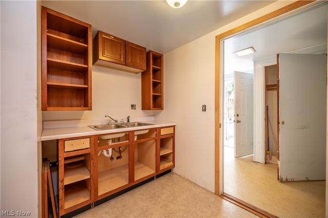 108 Fairlawn Avenue, Niles, OH 44446