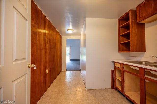 108 Fairlawn Avenue, Niles, OH 44446