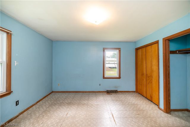 108 Fairlawn Avenue, Niles, OH 44446