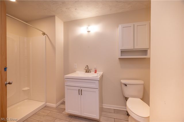 108 Fairlawn Avenue, Niles, OH 44446