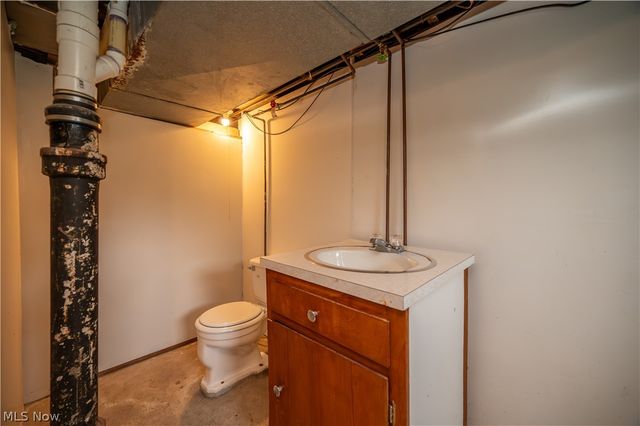 108 Fairlawn Avenue, Niles, OH 44446