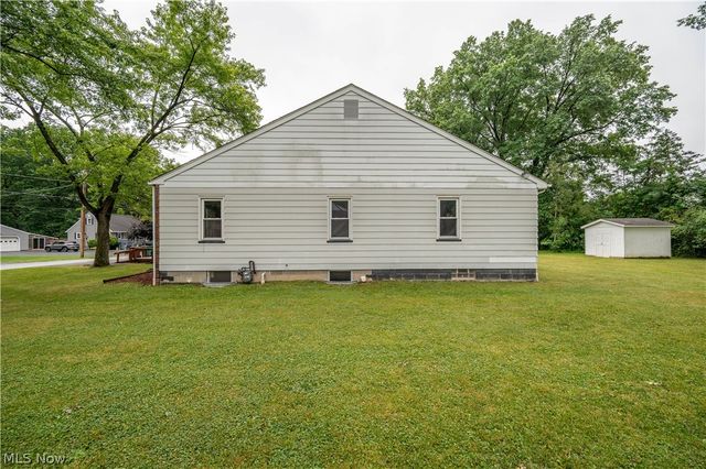 108 Fairlawn Avenue, Niles, OH 44446