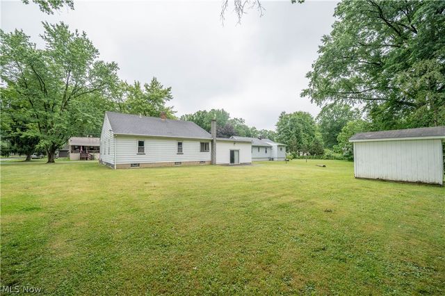 108 Fairlawn Avenue, Niles, OH 44446