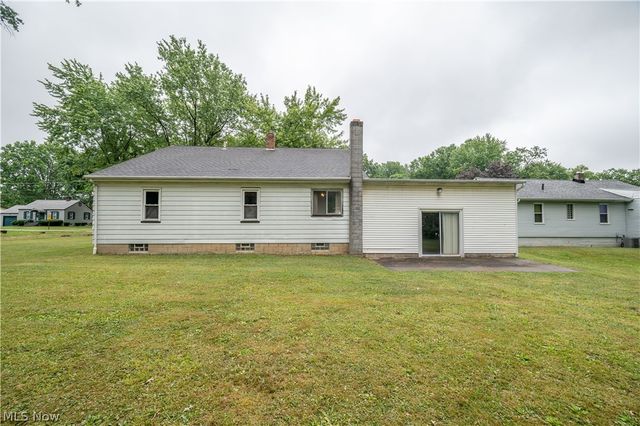 108 Fairlawn Avenue, Niles, OH 44446