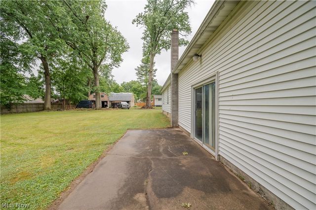 108 Fairlawn Avenue, Niles, OH 44446