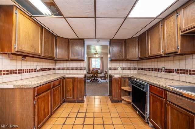 108 Fairlawn Avenue, Niles, OH 44446