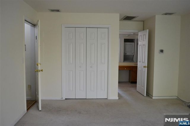 10 S Irving Street 10B, Ridgewood, NJ 07450