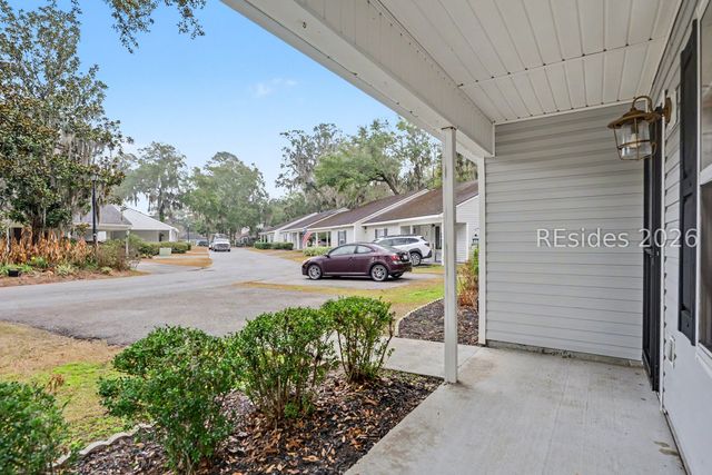 160 Cedar Grove Cir, Beaufort, SC 29902