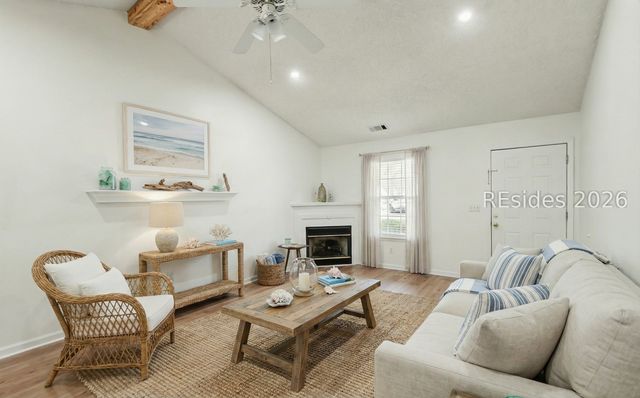 160 Cedar Grove Cir, Beaufort, SC 29902