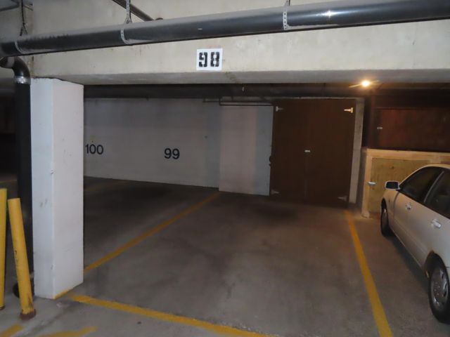 4201 Lakeside Avenue N 103, Brooklyn Center, MN 55429