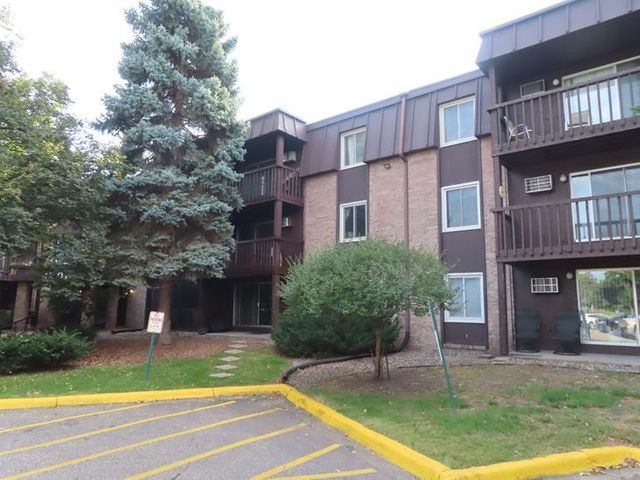 4201 Lakeside Avenue N 103, Brooklyn Center, MN 55429