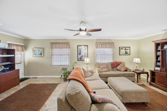 1030 Maywick Drive, Lexington, KY 40504