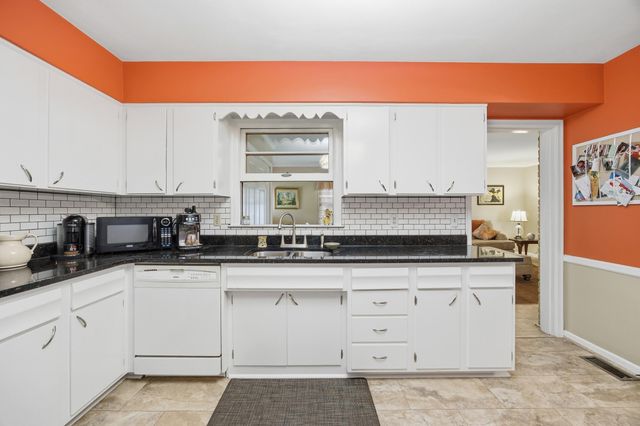 1030 Maywick Drive, Lexington, KY 40504