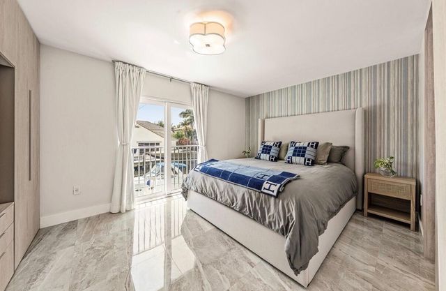 966 Jeffery Street, Boca Raton, FL 33487