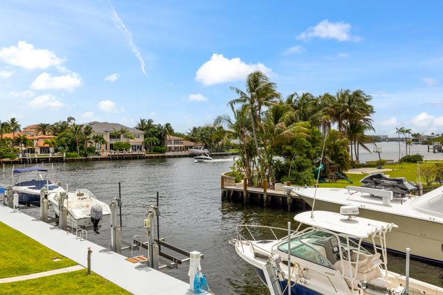 966 Jeffery Street, Boca Raton, FL 33487