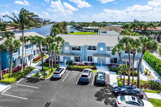 966 Jeffery Street, Boca Raton, FL 33487