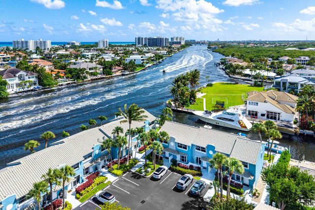 966 Jeffery Street, Boca Raton, FL 33487