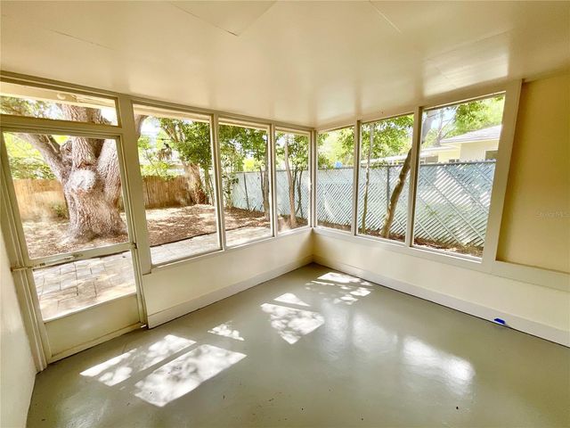 644 MANOR DRIVE W, Dunedin, FL 34698