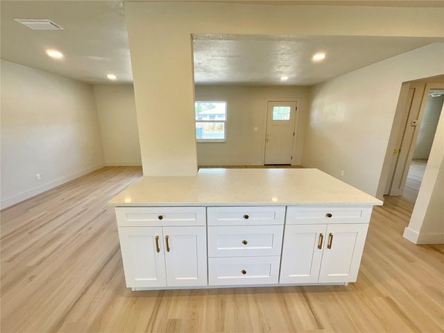 644 MANOR DRIVE W, Dunedin, FL 34698