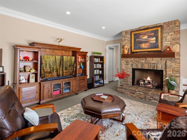 171 Walnut Valley Parkway, Arden, NC 28704