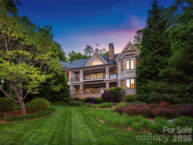 171 Walnut Valley Parkway, Arden, NC 28704