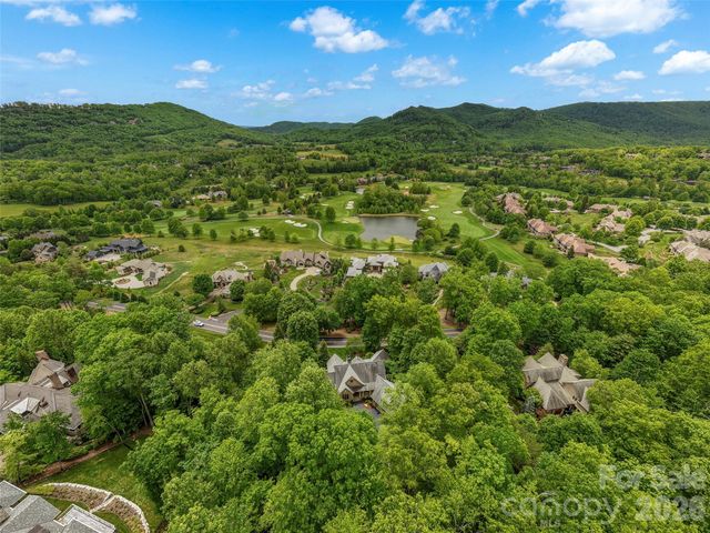 171 Walnut Valley Parkway, Arden, NC 28704