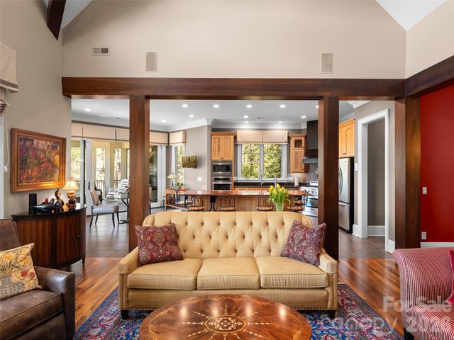 171 Walnut Valley Parkway, Arden, NC 28704