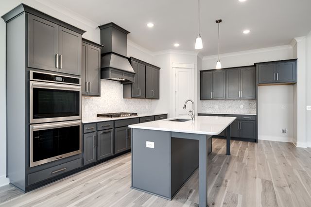 7257 Fairlawn Drive, Fairview, TN 37062