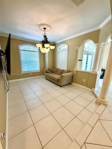 9444 SW 78th St 0, Miami, FL 33173