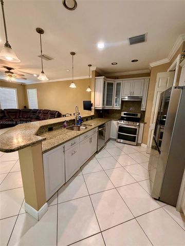 9444 SW 78th St 0, Miami, FL 33173