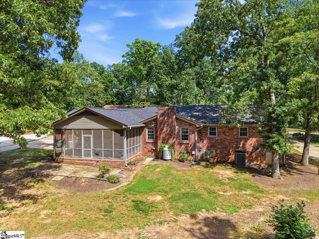 7 Norwich Drive, Greenville, SC 29609