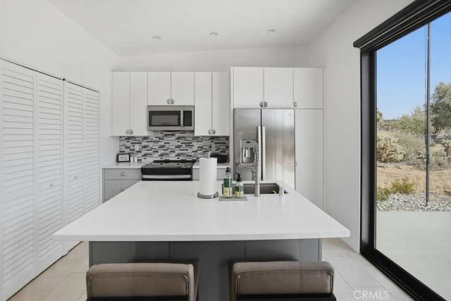 60194 La Mirada Trail, Joshua Tree, CA 92252