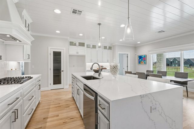 8210 E 111th Street North, Owasso, OK 74055