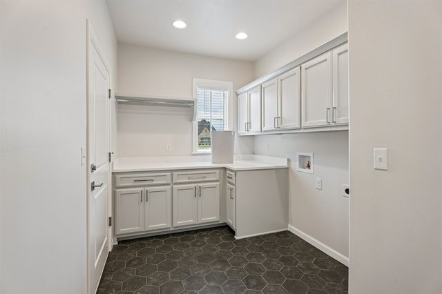 8210 E 111th Street North, Owasso, OK 74055