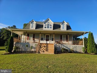 7292 STARLING DR, Warrenton, VA 20186