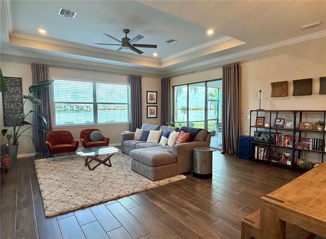 283 TOSCAVILLA BOULEVARD, North Venice, FL 34275