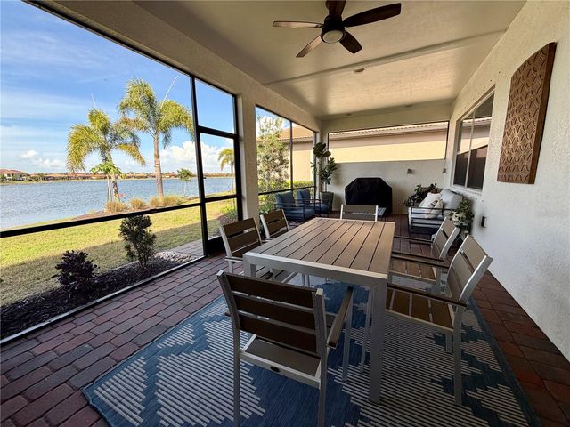 283 TOSCAVILLA BOULEVARD, North Venice, FL 34275