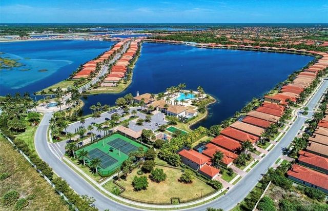 283 TOSCAVILLA BOULEVARD, North Venice, FL 34275