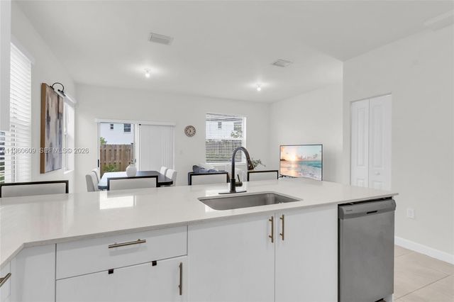 16264 SW 292nd St, Homestead, FL 33033