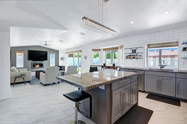 2405 E Bellamy Road, Palm Springs, CA 92262